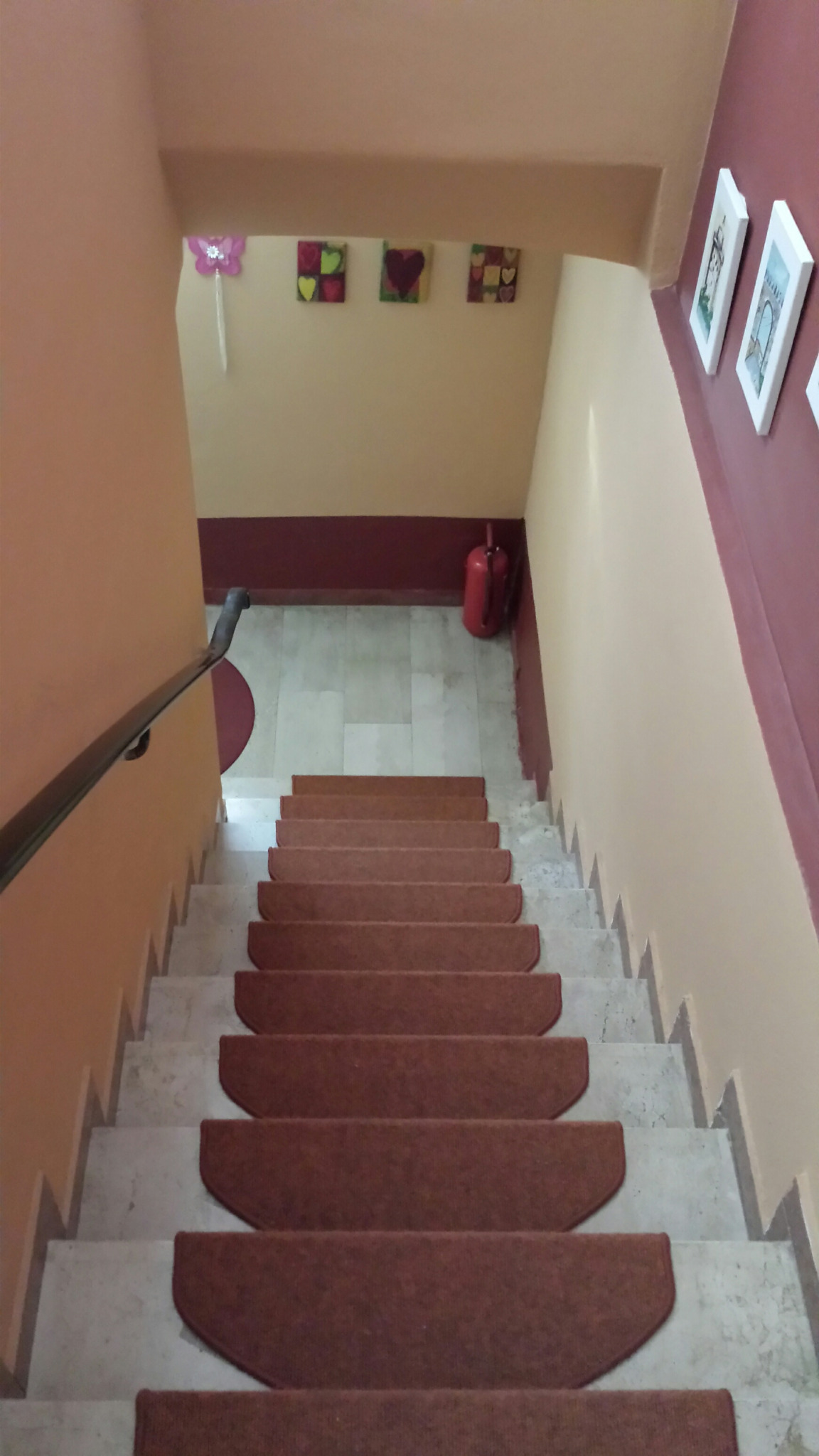 Treppenabgang im Hotel Kalimera